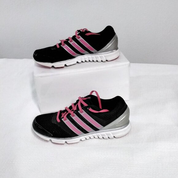 Adidas Run Strong athletic shoes Woman size 7 pink, black, lightweight Bx33 - Picture 1 of 16